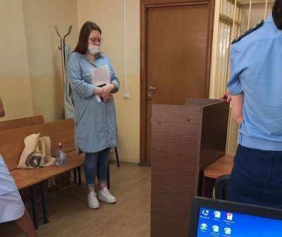 Суд в Екатеринбурге приговорил девушку к 7 годам колонии за пьяное ДТП на «Делимобиле»