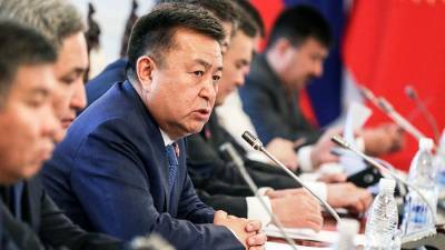 Экс-спикер парламента Киргизии Турсунбеков умер от пневмонии