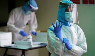 Половина российских врачей назвали заниженной статистику смертей по коронавирусу