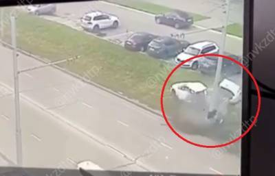 Момент смертельного ДТП на парковке в Новокузнецке попал на видео