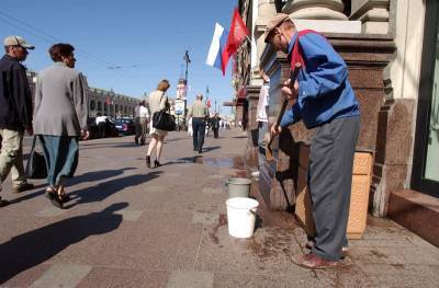 Занятым на общественных работах россиянам выплатят пособия по безработице