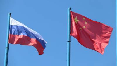 Эксперты назвали выгоду для России от противостояния Китая и США
