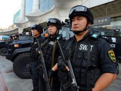 Полиция Гонконга получила разрешение проводить обыски без ордера