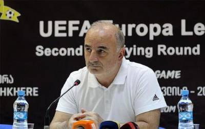 В тбилисском "Локомотиве" сменилось два тренера за четыре тура