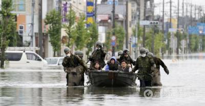 В Японии масштабное наводнение убило 52 человека: фото, видео