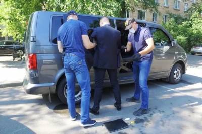 ФСБ подозревает советника главы Роскосмоса Сафронова в работе на НАТО