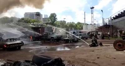 Пожар в металлическом здании на западе Москвы локализован