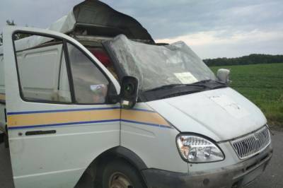 Под Полтавой взорвали авто Укрпошты и украли 2,5 миллиона гривен: подробности