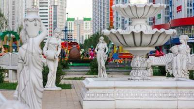 «Скульпторы в гробу вертятся»: Илья Варламов раскритиковал новый тюменский бульвар
