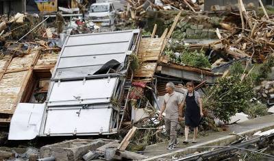 Более полусотни человек стали жертвами наводнения в Японии