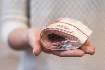 Смолянка «подарила» жулику более миллиона рублей