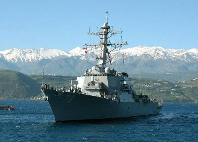 Американский USS Porter практически покинул воды Черного моря