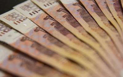 Власти РФ приняли решение о раздаче денег безработным россиянам