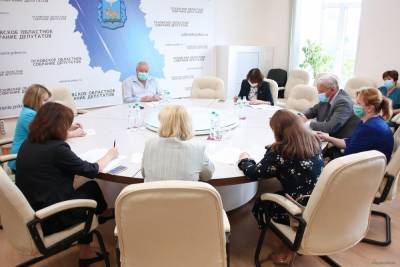 Властям в Псковской области нужен новый закон для борьбы с борщевиком