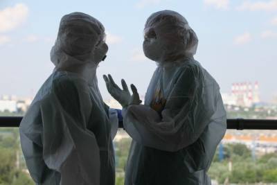 Минздрав: 14 тысяч врачей с коронавирусом получили страховые выплаты