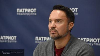 Руслан Осташко считает необходимым ввести запрет на участие в политике РФ для бипатридов