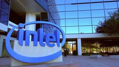 Финансисты призвали сбрасывать акции Intel: Это единственный крупный чипмейкер, у которого рухнет прибыль