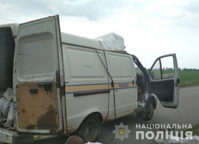 На Полтавщине грабители подорвали инкассаторское авто Укрпочты и унесли миллионы