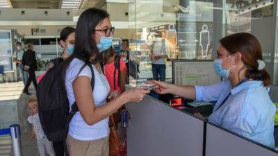 Туристическая Черногория усиливает карантин: что нужно знать о новых правилах и ограничениях