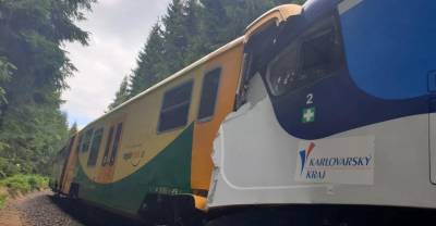 В Чехии произошло лобовое столкновение поездов: есть погибшие и десятки пострадавших. Фото | Мир | OBOZREVATEL