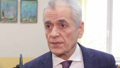 «Гендиректор ВОЗ - малограмотный чиновник»: у Онищенко свой взгляд на коронавирус
