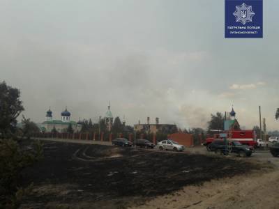 У Северодонецка ограничивают доступ гражданских к местам лесного пожара (фото)