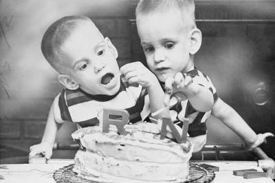 В США умерли сиамские близнецы, которые установили рекорд долголетия