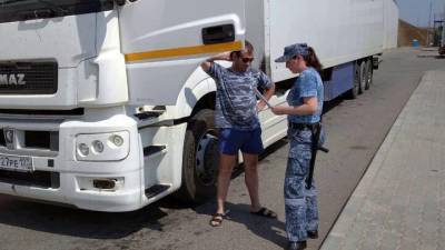 На автодороге Новороссийск - Керчь предупреждён провоз пистолета
