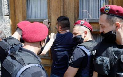 В Киеве задержали двух участников вооруженных формирований России