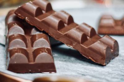 Назван способ укрепить иммунитет с помощью шоколада