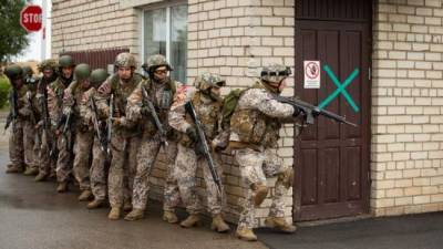 Осенью военные учения НАТО пройдут прямо на улицах Риги