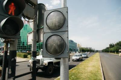 Два новых светофора появятся на Водопьянова в Липецке