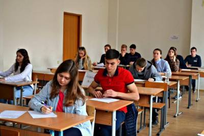 Старша школа в Україні - місія здійсненна?