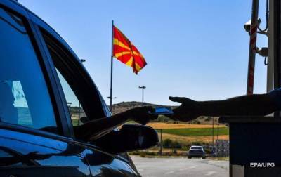 В Северной Македонии обнаружили 211 мигрантов в грузовике