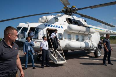 Зеленский выехал в Луганскую область из-за лесных пожаров