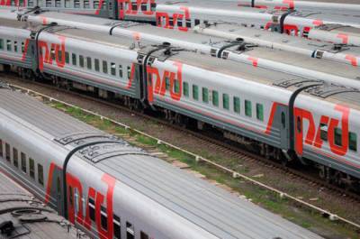 РЖД возвращает в расписание более ста поездов дальнего следования