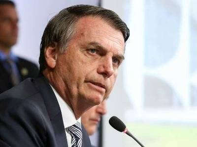 Президент Бразилии заявил, что уверен в своем быстром выздоровлении, так как его лечат гидроксихлорохином