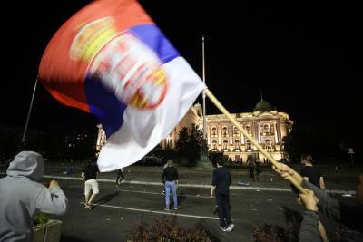 В Сербии жители устроили беспорядки из-за карантинных мер
