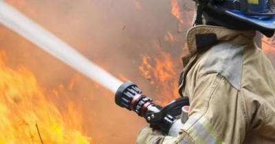В Самаре серьезным пожаром охвачены два дома