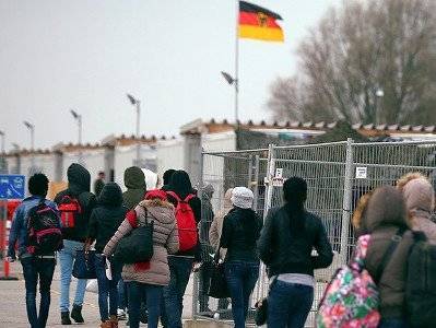 Германия в рамках соглашения между ЕС и Турцией приняла около 10 тысяч мигрантов