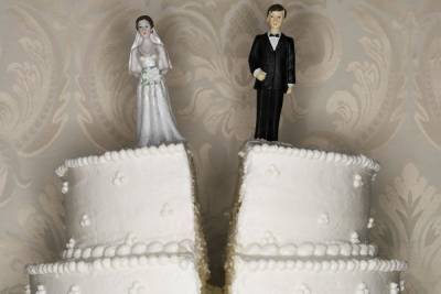 Россияне часто разводятся после 9 лет брака - Росстат