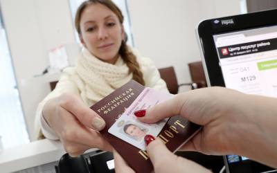 В России готовят водительские права нового образца