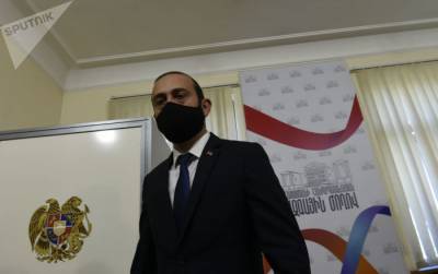"С удовольствием подпишу": спикер парламента Армении о законе о КС