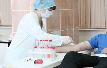 Донорам крови в Минске не делают тесты на COVID-19?