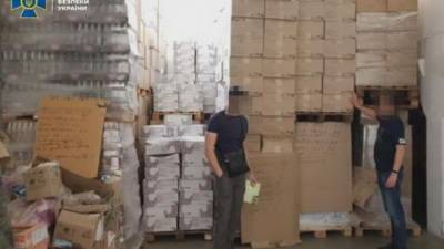 СБУ разоблачила схему поставок товаров в ОРДЛО на 32 млн грн, возбуждено дело о содействии террористам