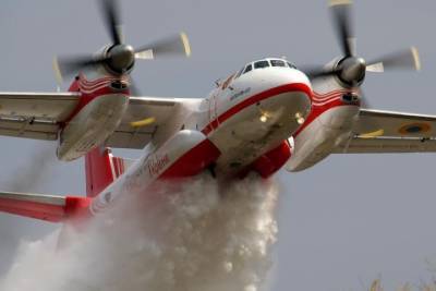 Тушить пожары на Луганской области будут самолетами, несмотря на близость фронта