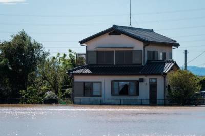 Более 2 млн жителей Японии получили указание об эвакуации из-за ливней