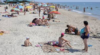 Санитарный контроль рекомендовал не купаться на пляжах Одессы
