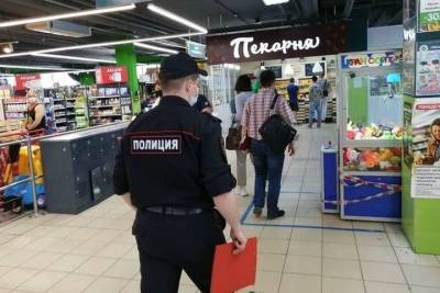 В Костроме городские власти усиливают контроль за соблюдением масочного режима