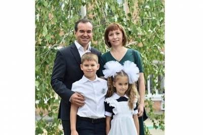 Вениамин Кондратьев поздравил кубанцев с Днем семьи, любви и верности